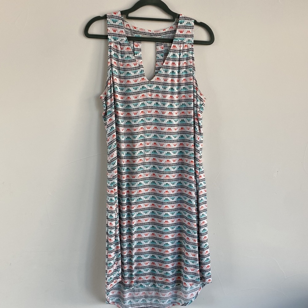 Old Navy- sleeveless- v-neck mid length casual dress